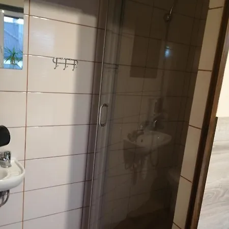 Eldom-Noclegi Pracownicze Daleka 12 Wągrowiec Esterno foto